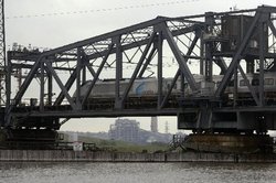 portal-bridge-acela.jpg